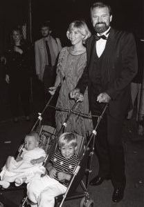 Glen Campbell, wife, Kim and children, 1985, LA.jpg